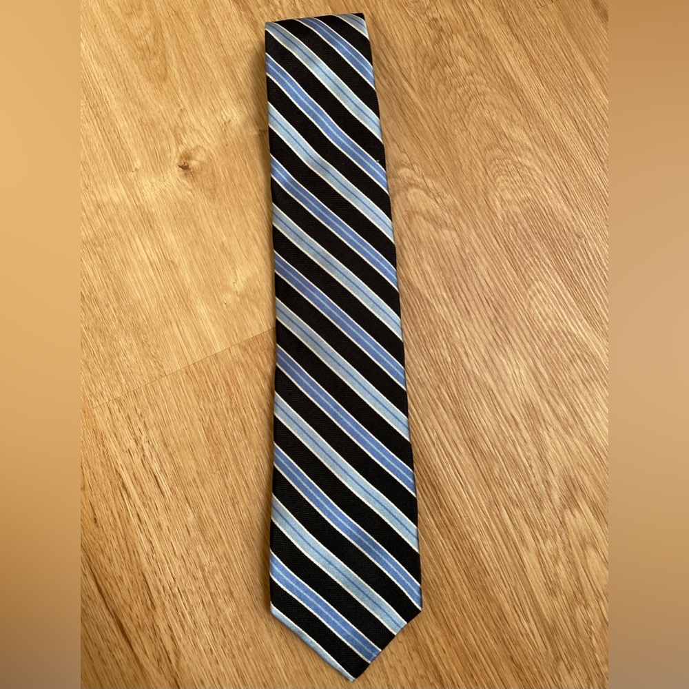 Brooks Brothers silk tie 346 classic preppy blue stripes